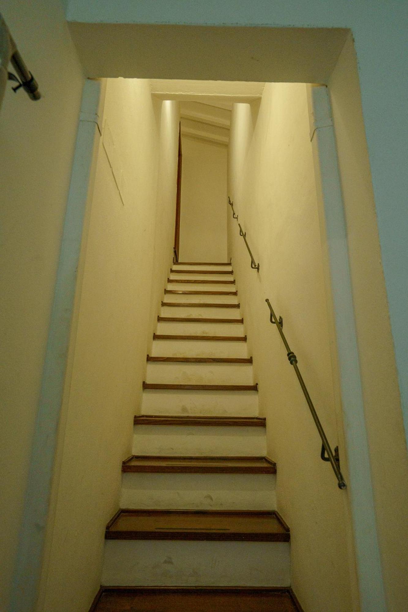 Tranquil Suite Near Museums And Train Station Florens Exteriör bild
